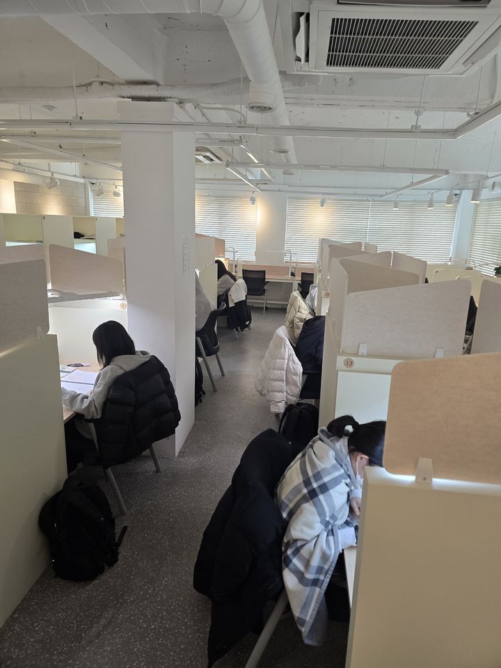 3관 재원생 스터디카페 자습